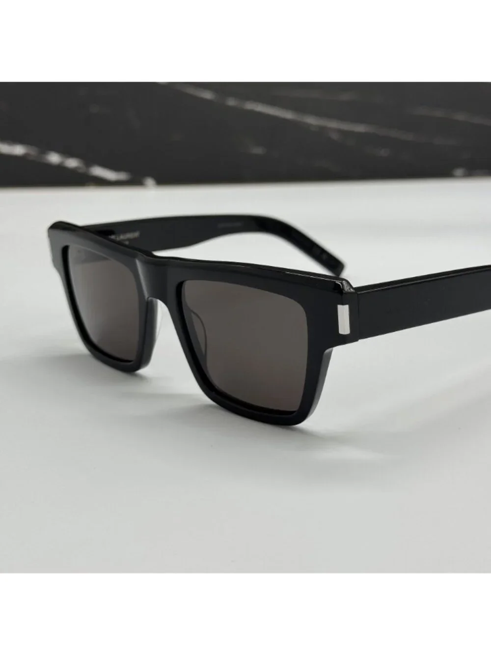 NWT Saint Laurent SL469 001 Black Unisex Classic Sunglasses